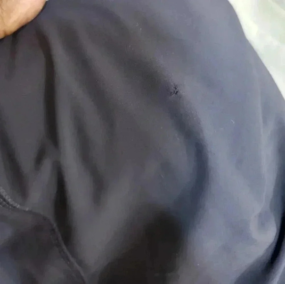 LULULEMON elastic waist joggers. Size 8 - Picture 7 of 7